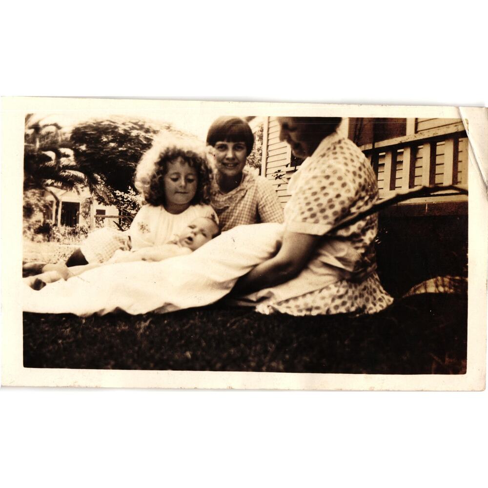 Vintage‎ 1920s Photo Woman With Baby Outdoor Family Photograph